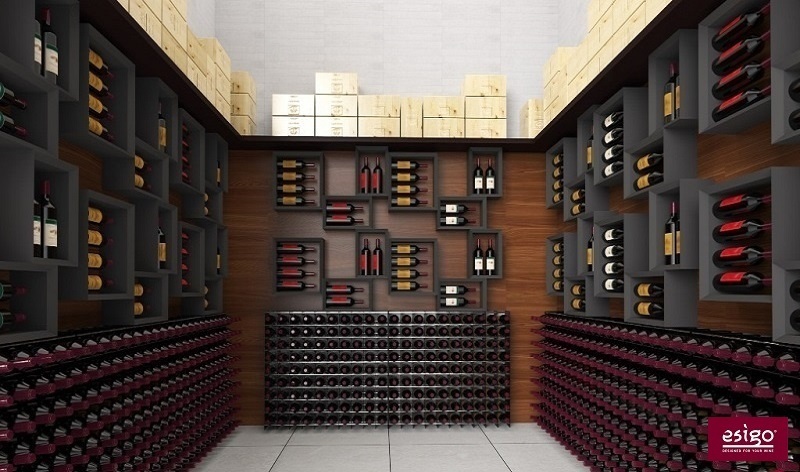 Esigo 5 wall mounted wooden wine rack