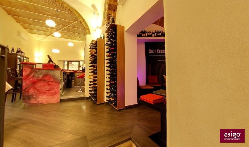 Esigo contemporary design wine shop furniture